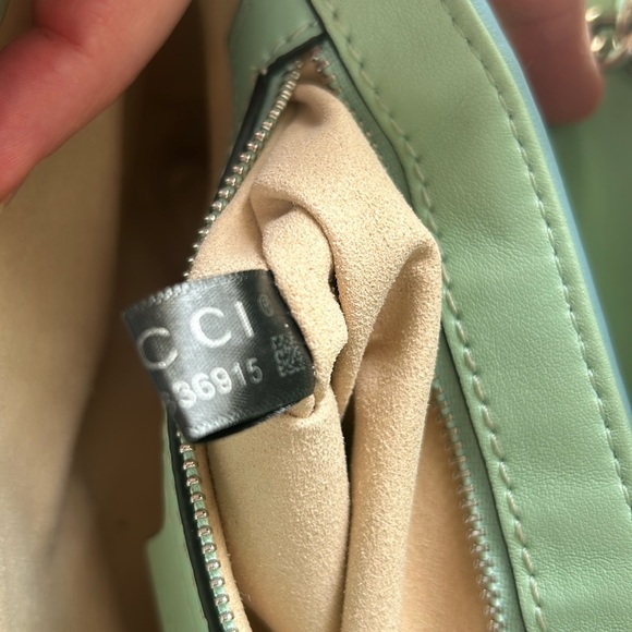 Gucci Marmont Rainbow Shoulder Bag - Picture 13 of 16